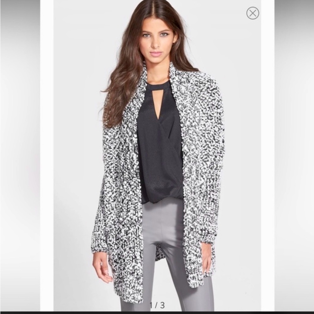 Astr The Label Marled Black & White Open Front Knit Cardigan